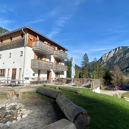 Hostel Blsv Sportcamp Direkt Am Kurvenlift *